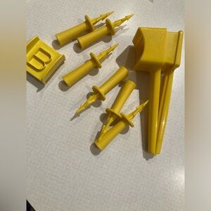 Tupperware Vintage Corn on the Cob set new